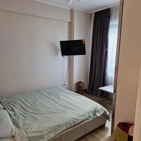 Sur La Mamaia